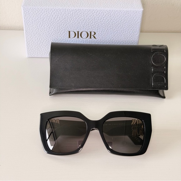 New! Dior Black Sunglasses, MissDior S2I 10A0, Authentic - Picture 10 of 11